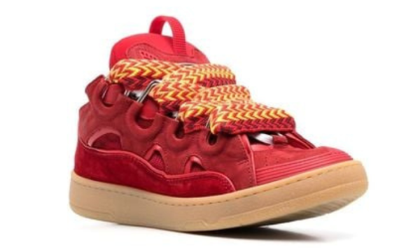 Curb Red - imagine 3
