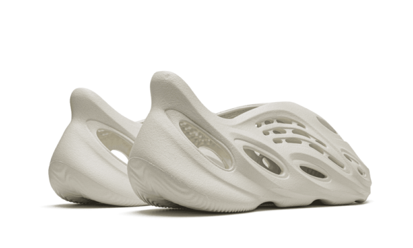 YEEZY FOAM RNNR ARARAT - imagine 3