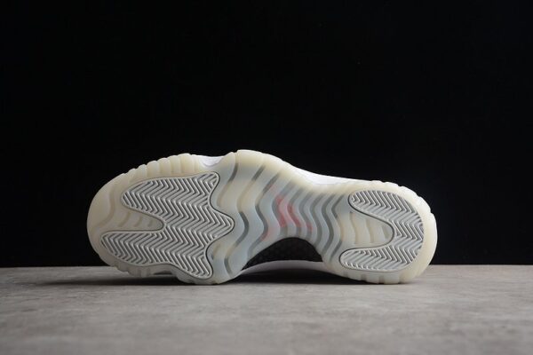J11 RETRO PLATINUM - imagine 3