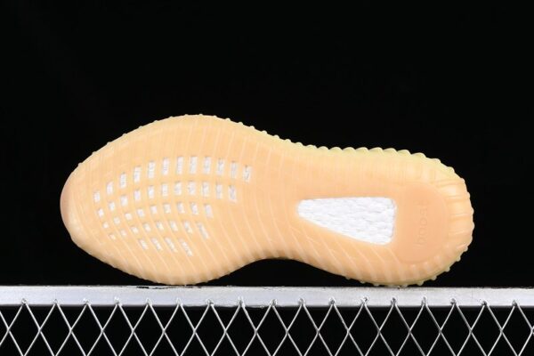 YZY – 350 V2 - imagine 3
